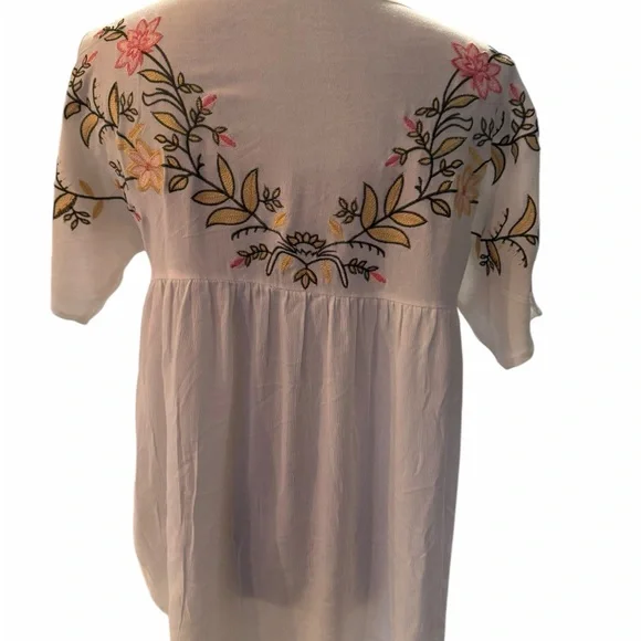 Vici Cream Floral Embroidered Blouse Boho Babydoll
shirt Womens - Picture 4 of 5